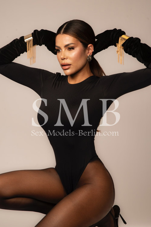 Busty Escort Lady in Berlin
