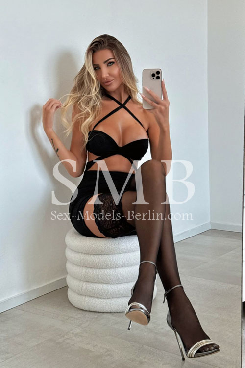Tall Escort in Berlin