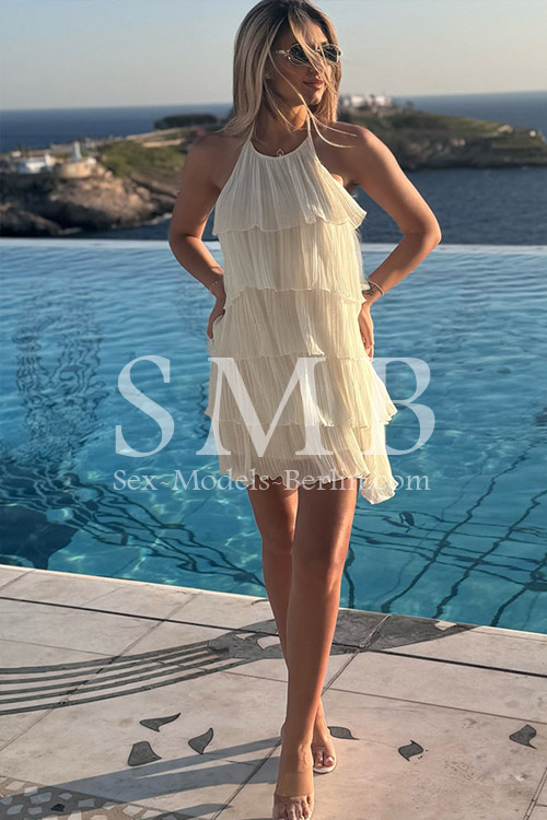 69 Sex Position Call Girl in Berlin