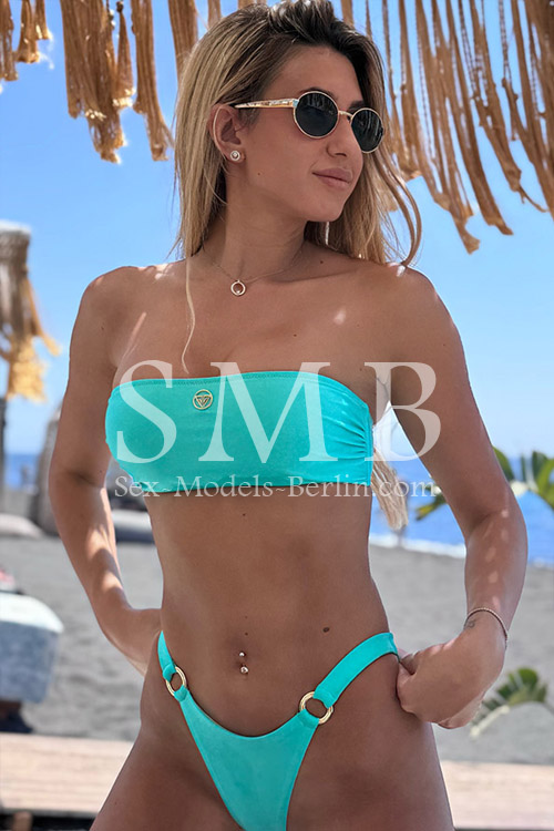 69 Sex Position Call Girl in Berlin