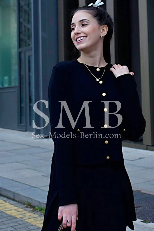 Deepthroat Sex Girl in Berlin