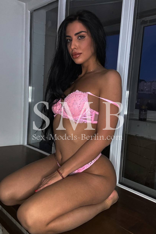 Fingering Escort Girl in Berlin