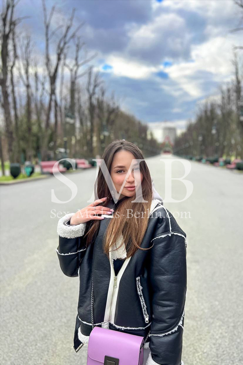 DFK Escort Girl In Berlin
