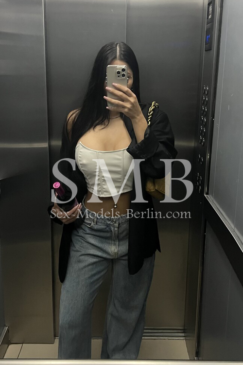 24 Hours Escort Girl In Berlin