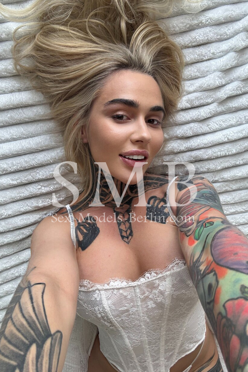 Tattooed Escort Girl In Berlin