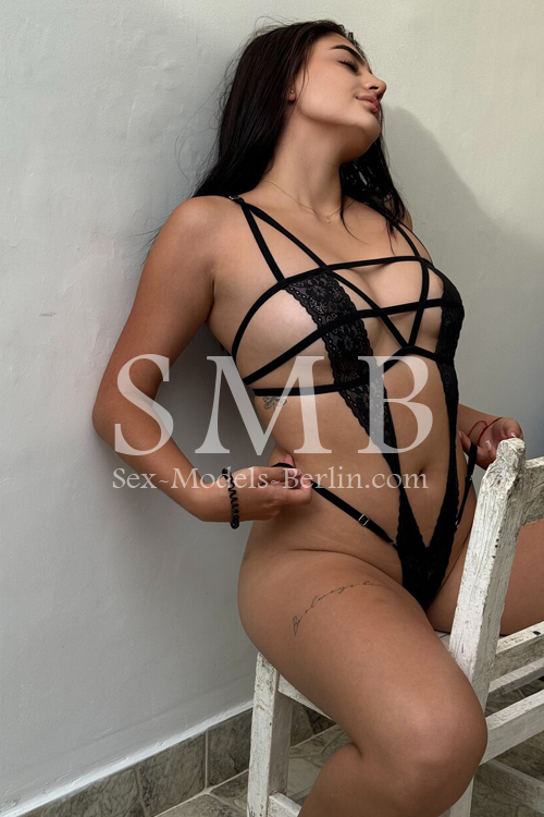 Spanking Escort Girl in Munich